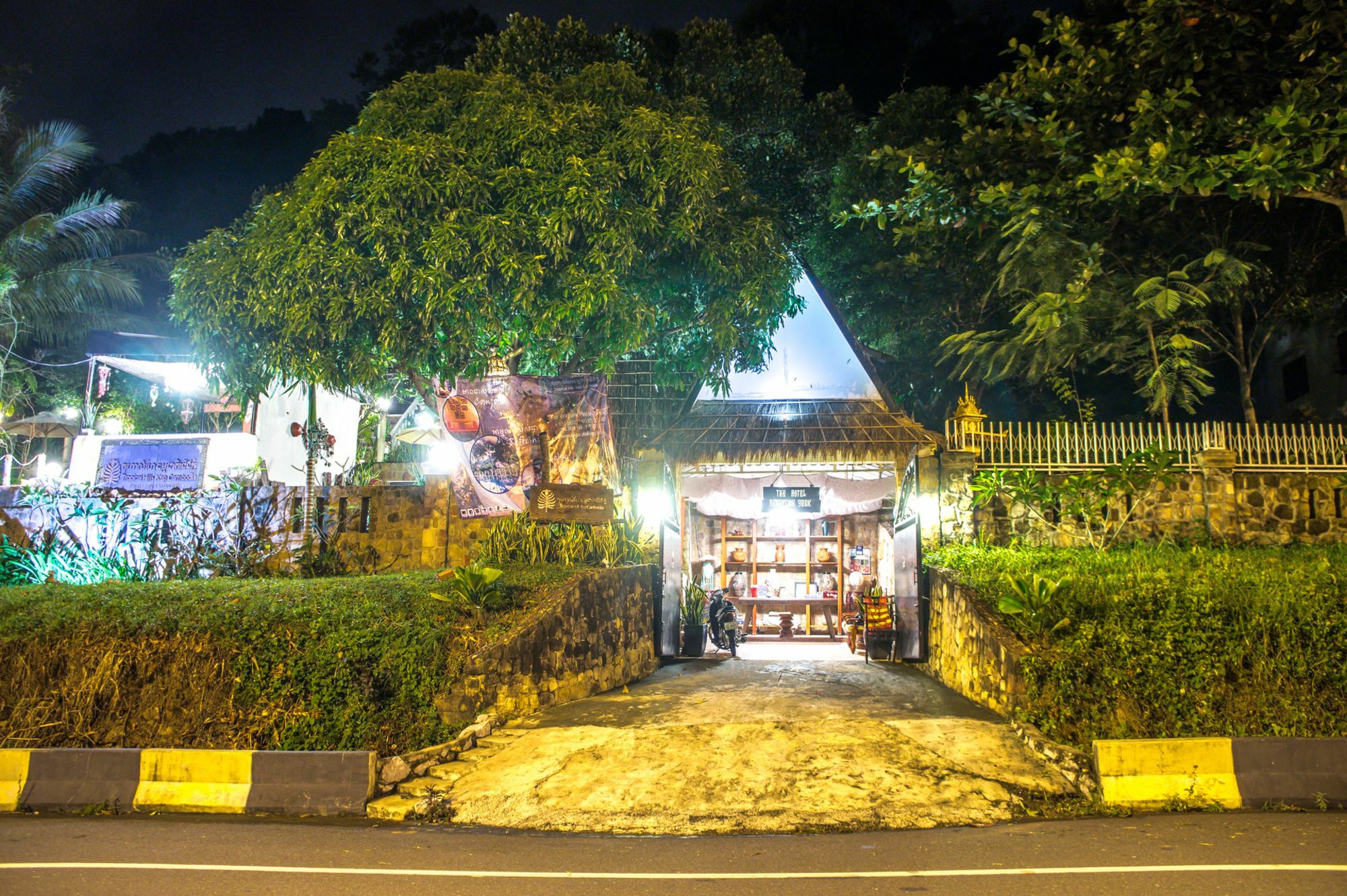 Hotel Tropical Hill Kep Cambodia Exterior foto